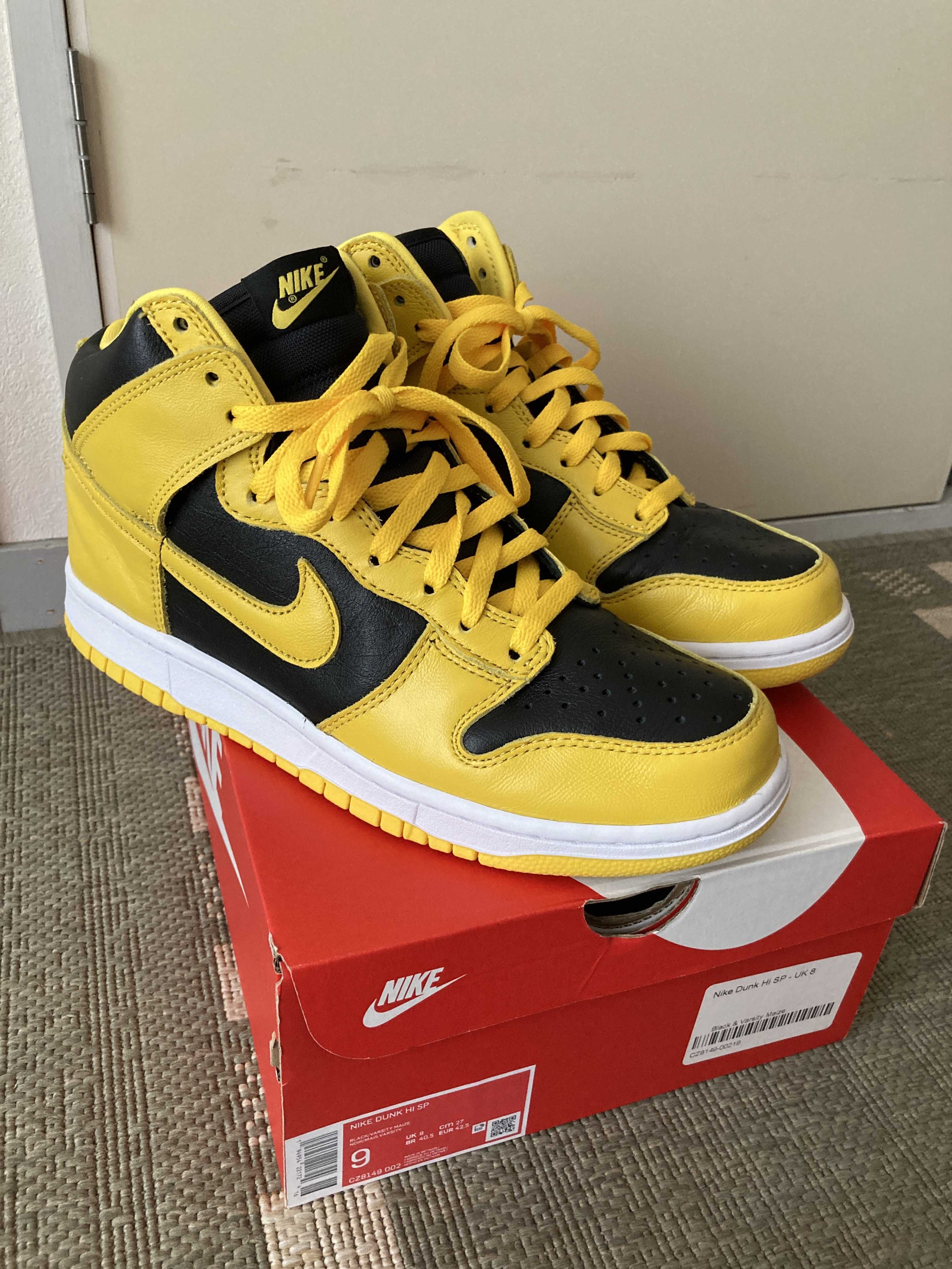Nike Dunk High "Black/Varsity Maize"