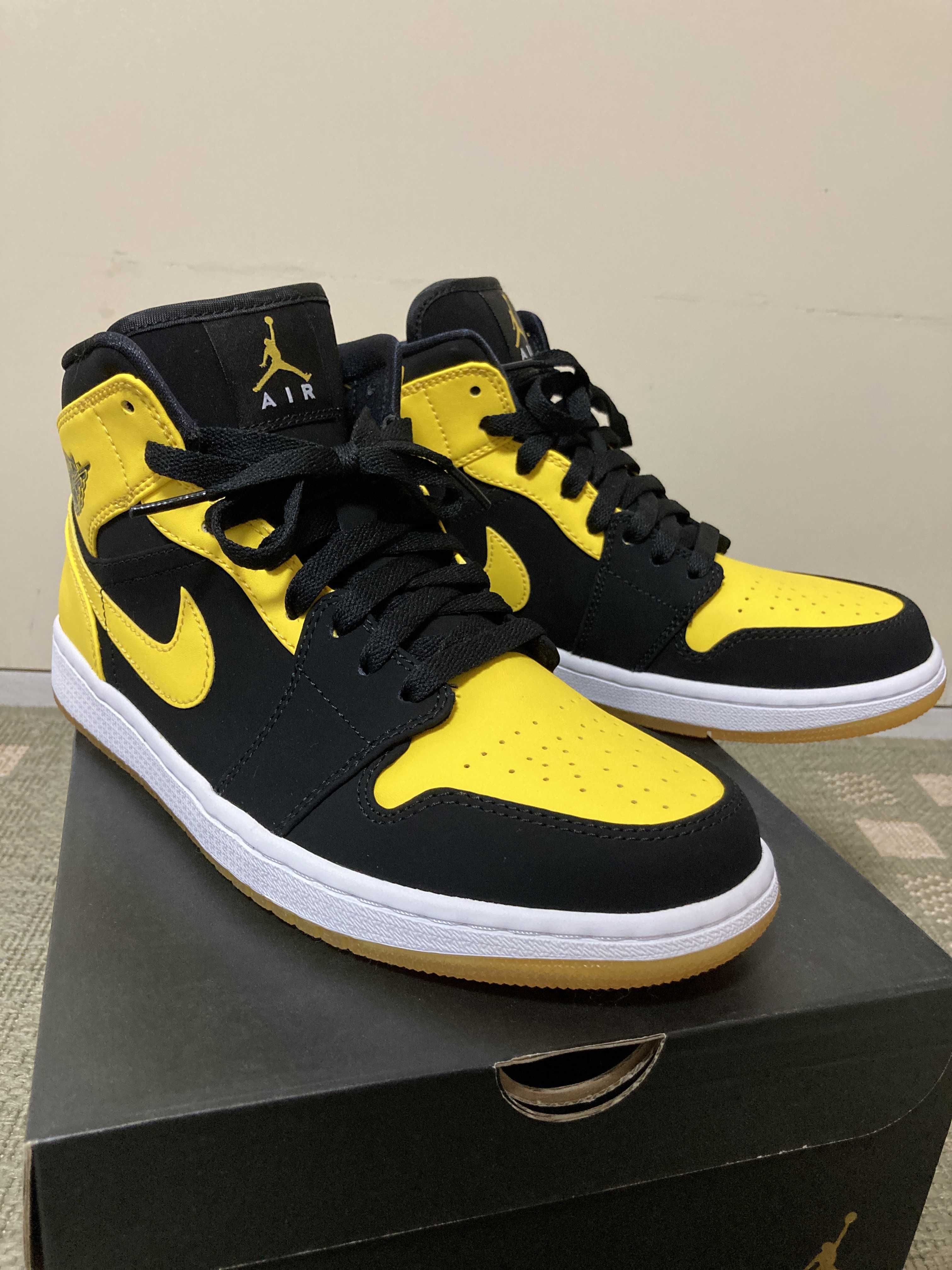 Nike Air Jordan 1 Retro Mid "New Love" (2017)