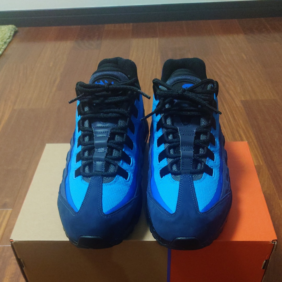 Stash × Nike Air Max 95 "Black and Harbor Blue" (2024)