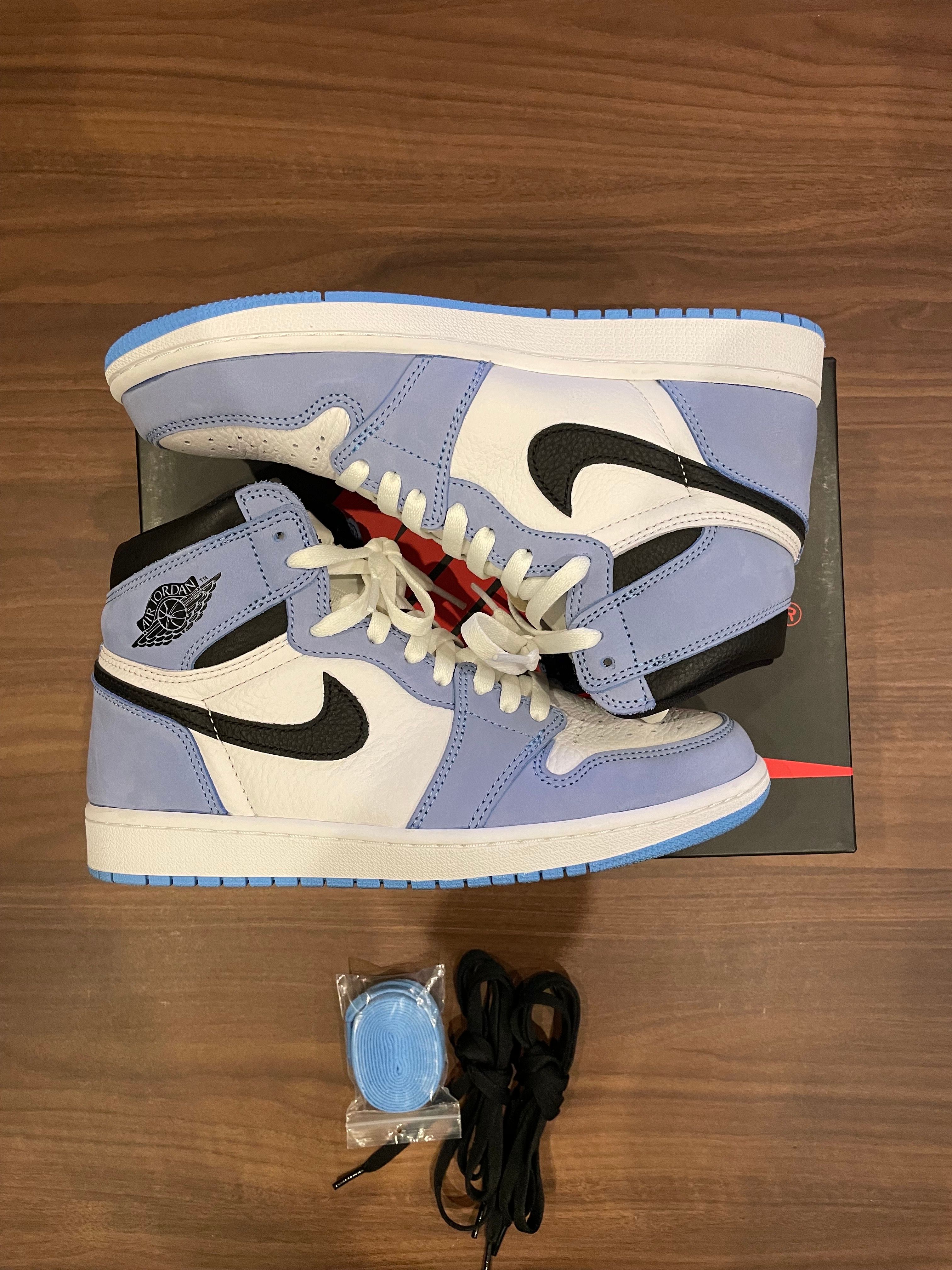 Nike Air Jordan 1 High OG "University Blue"