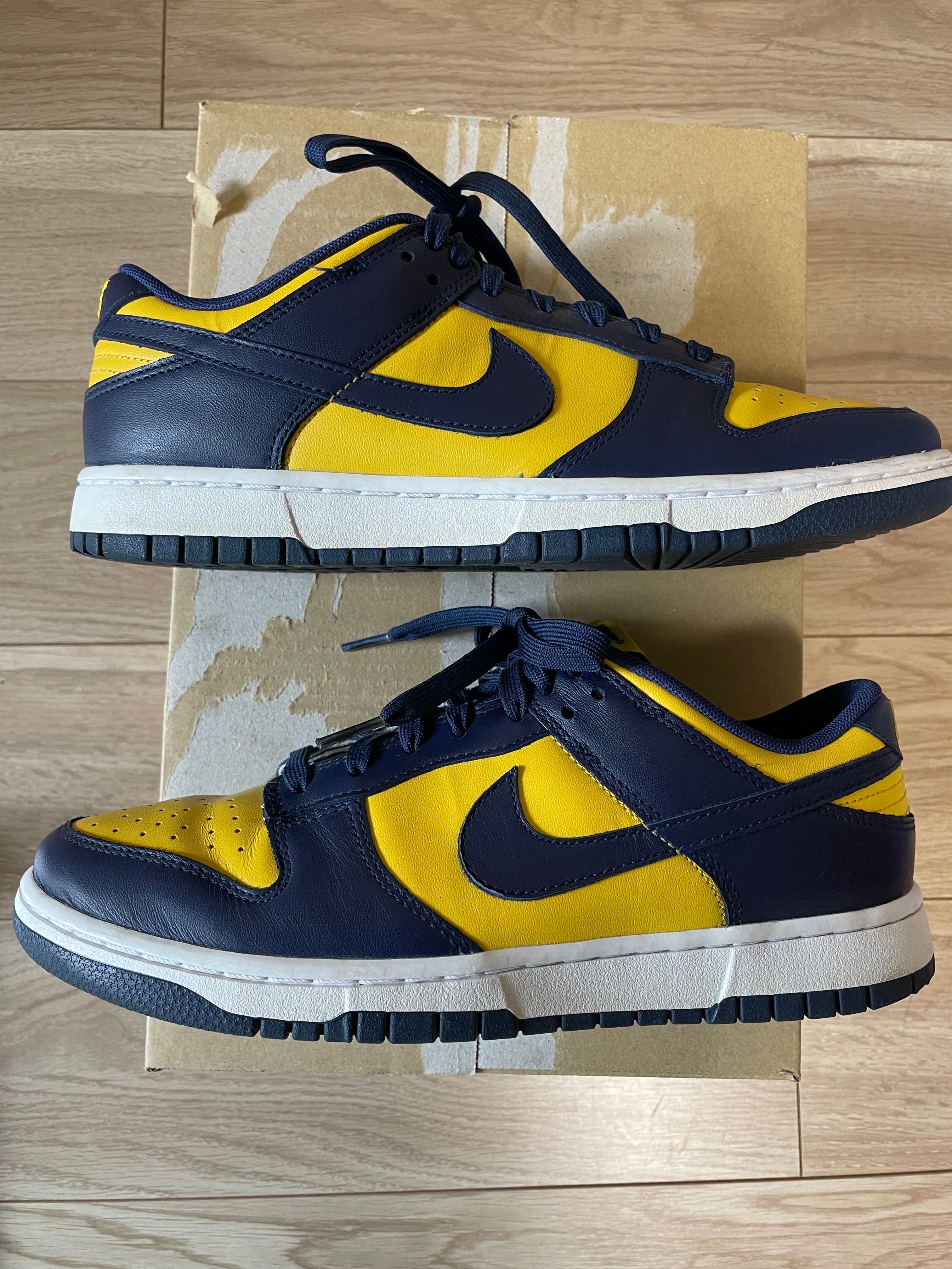 Nike Dunk Low "Michigan"