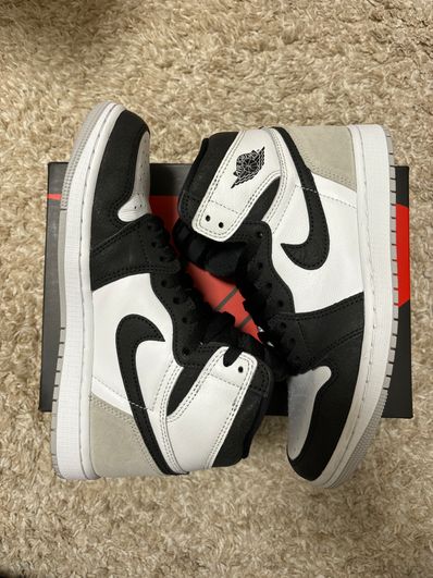 Nike Air Jordan 1 High OG "Bleached Coral"