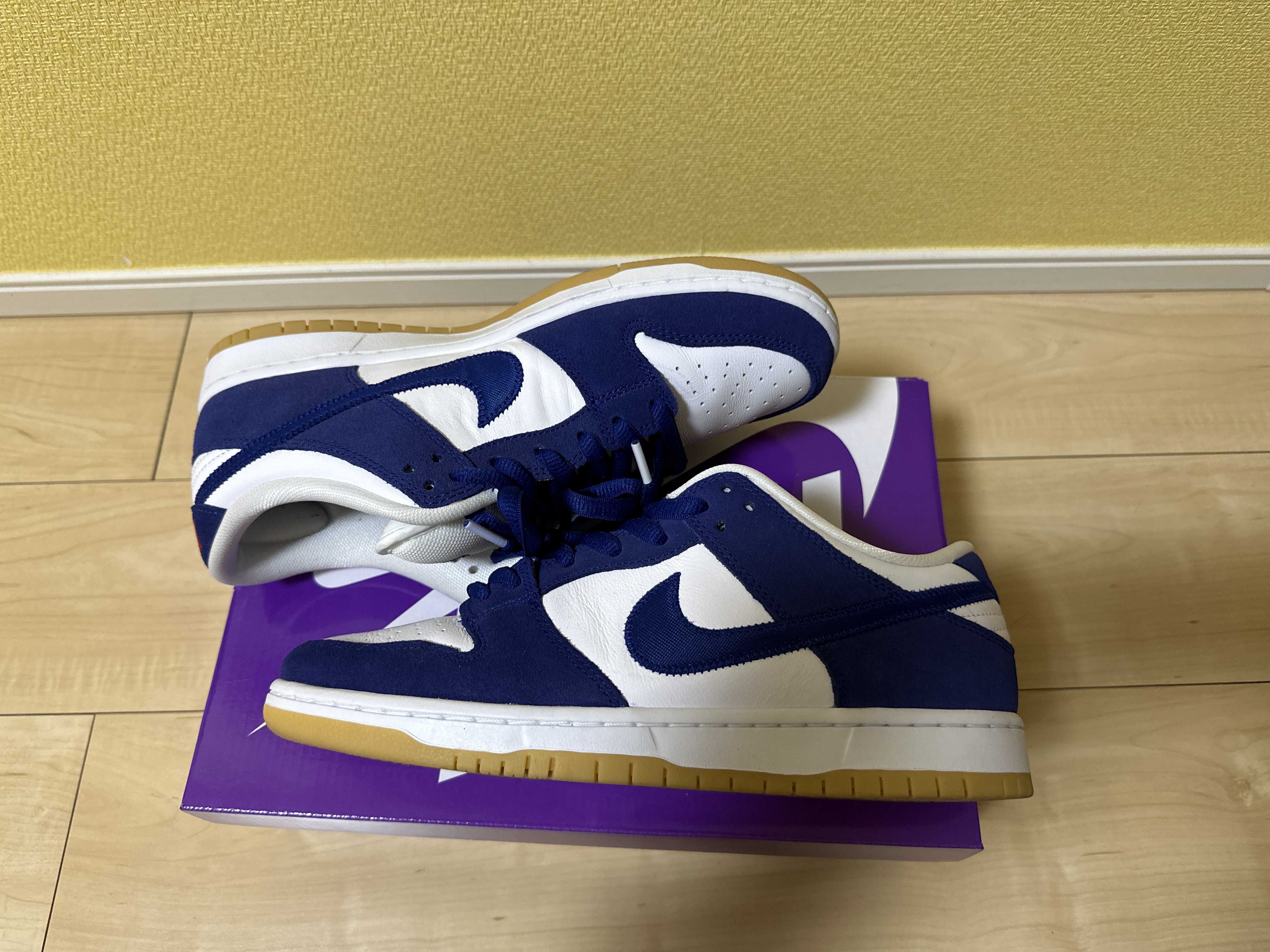 Nike SB Dunk Low "Los Angeles Dodgers/Deep Royal Blue"