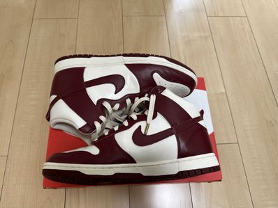 NIKE Women's DUNK HIGH "TEAM RED"