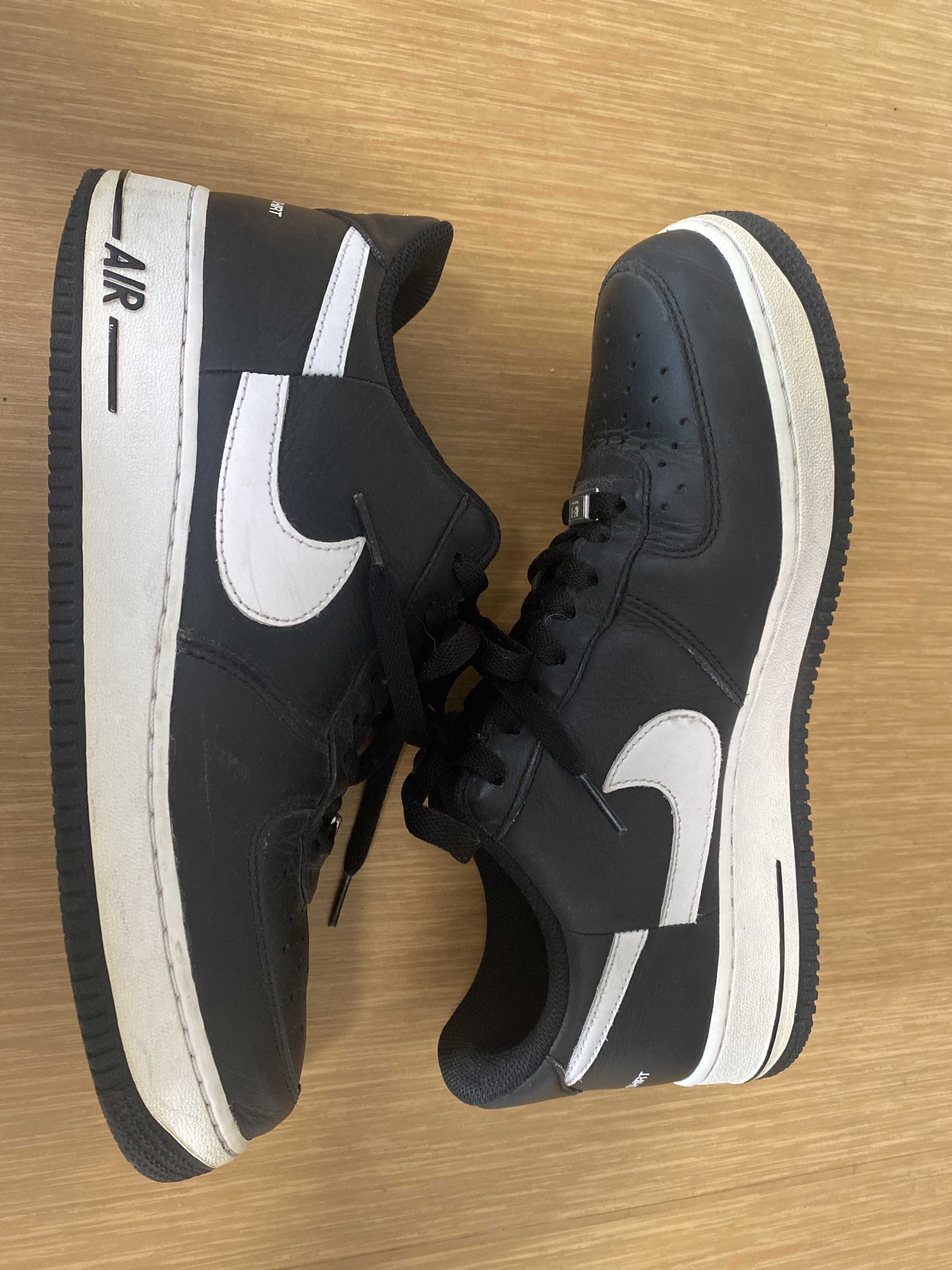 Supreme × COMME des GARCONS SHIRT × Nike Air Force 1 Low "Black/White" (2018)