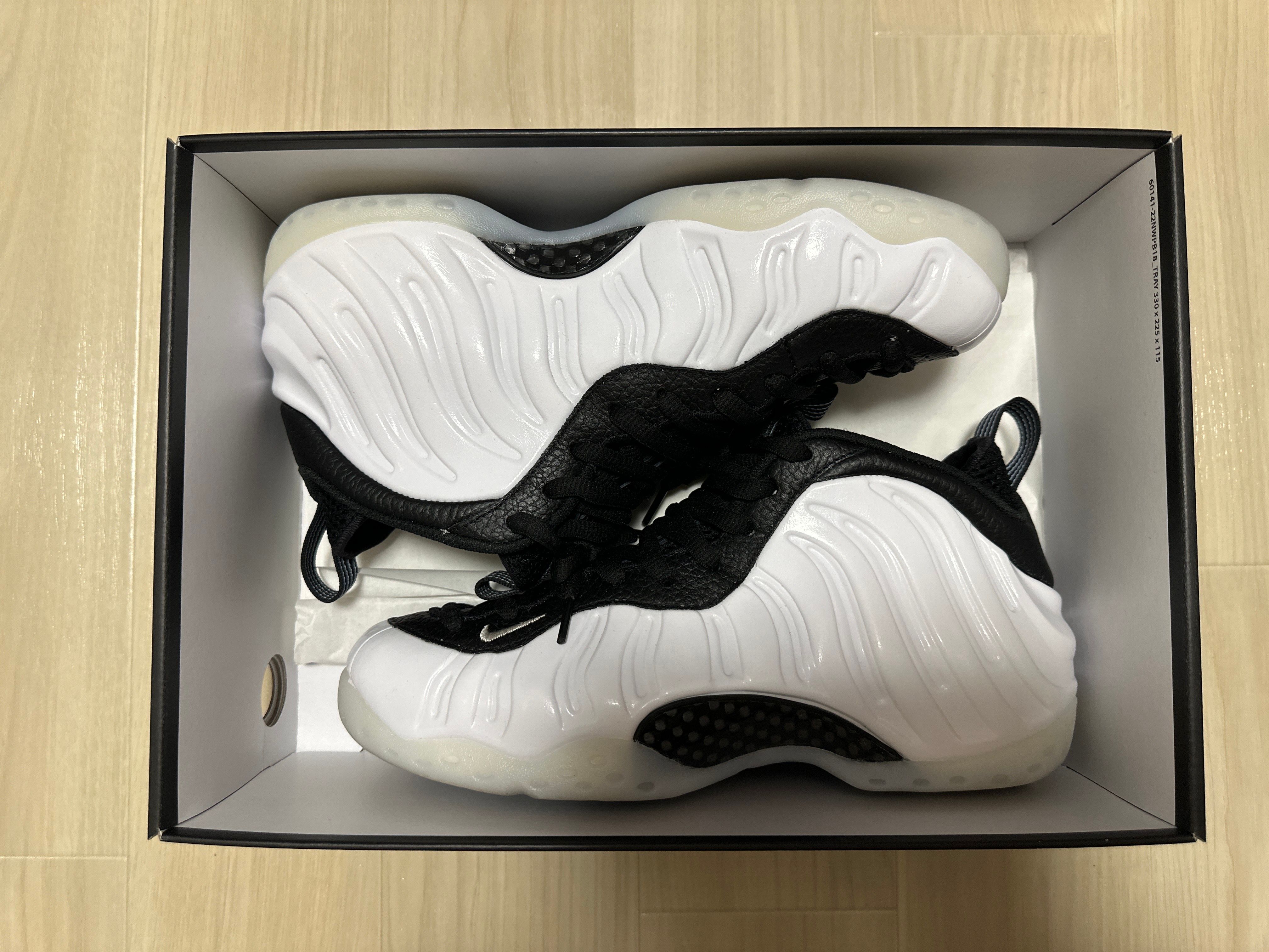 Nike Air Foamposite One "White and Black"