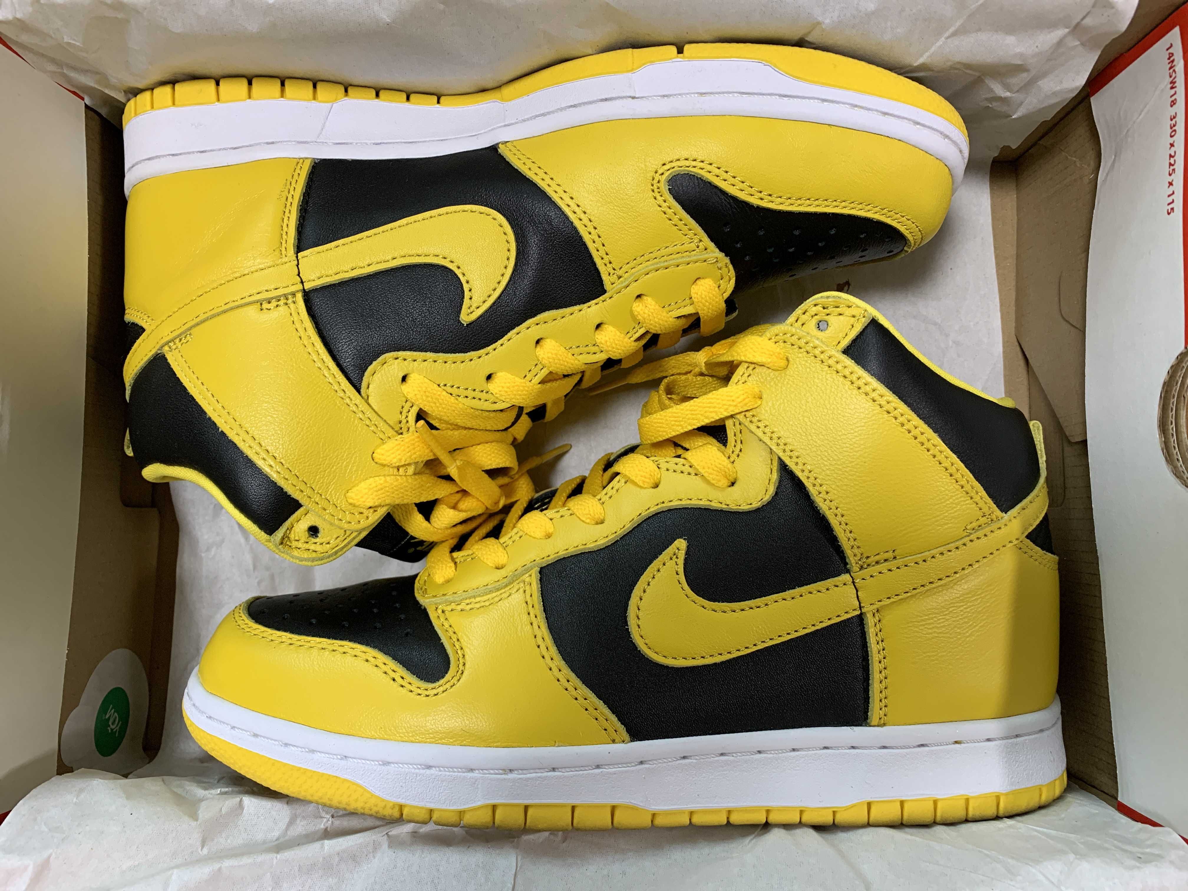 Nike Dunk High "Black/Varsity Maize"