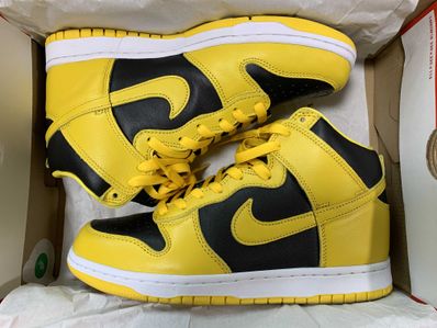 Nike Dunk High "Black/Varsity Maize"