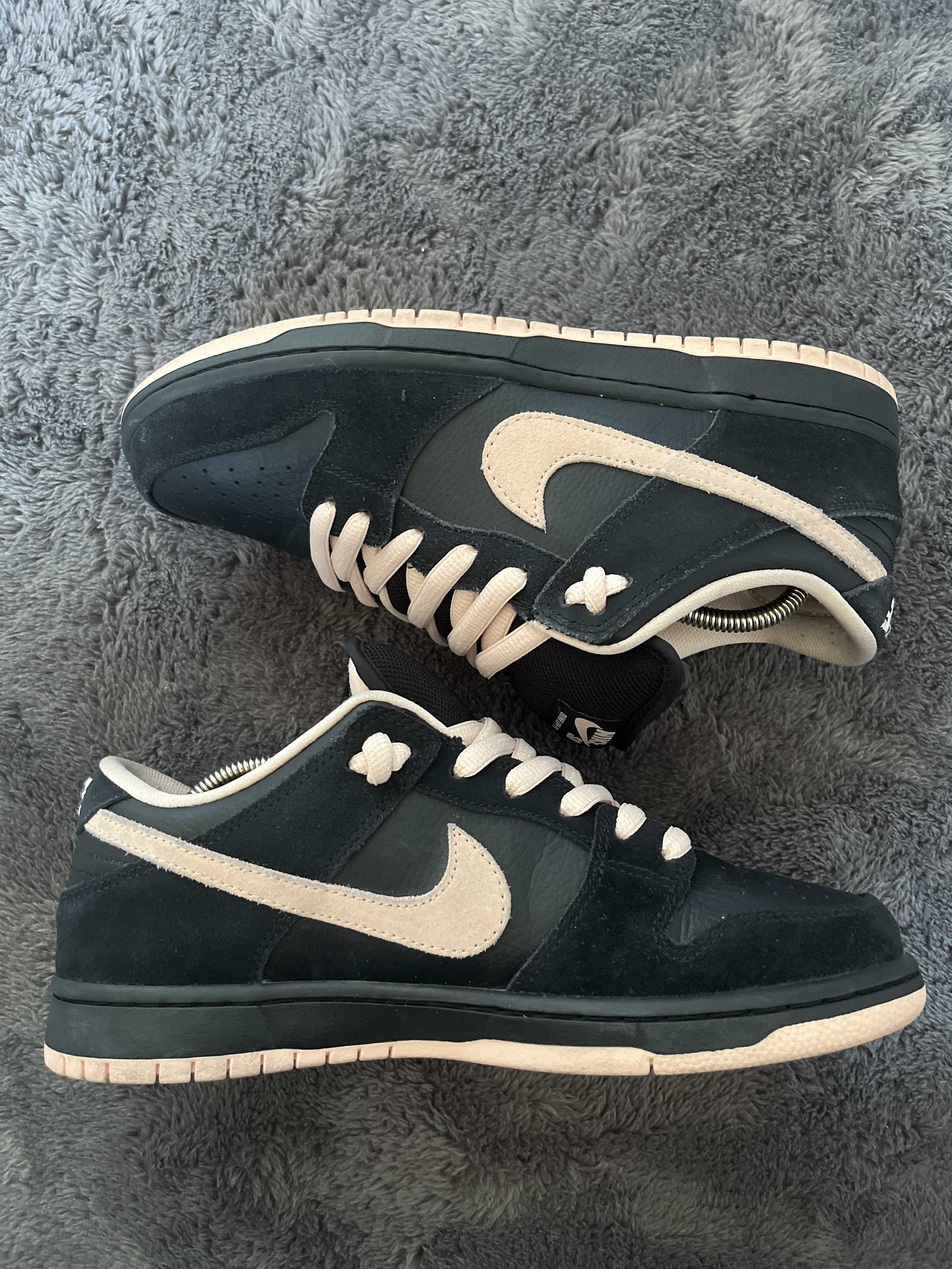 Nike SB Dunk Low PRO "Black/Washed Coral"