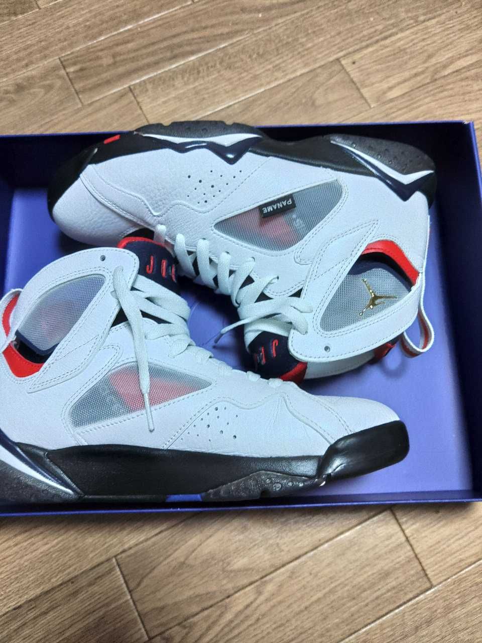 PSG × NIKE AIR JORDAN 7 RETRO "White"