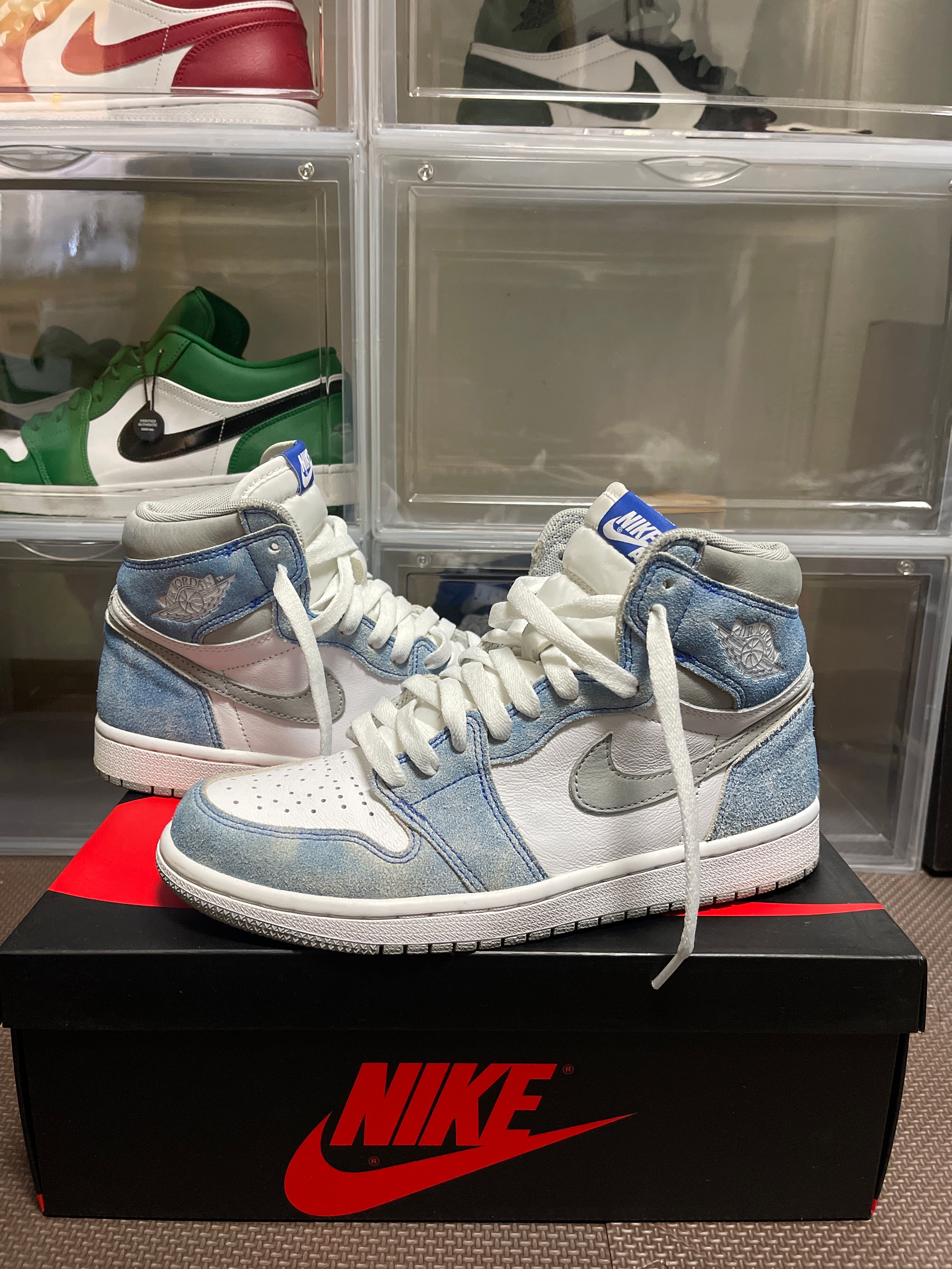 Nike Air Jordan 1 High OG "Hyper Royal"