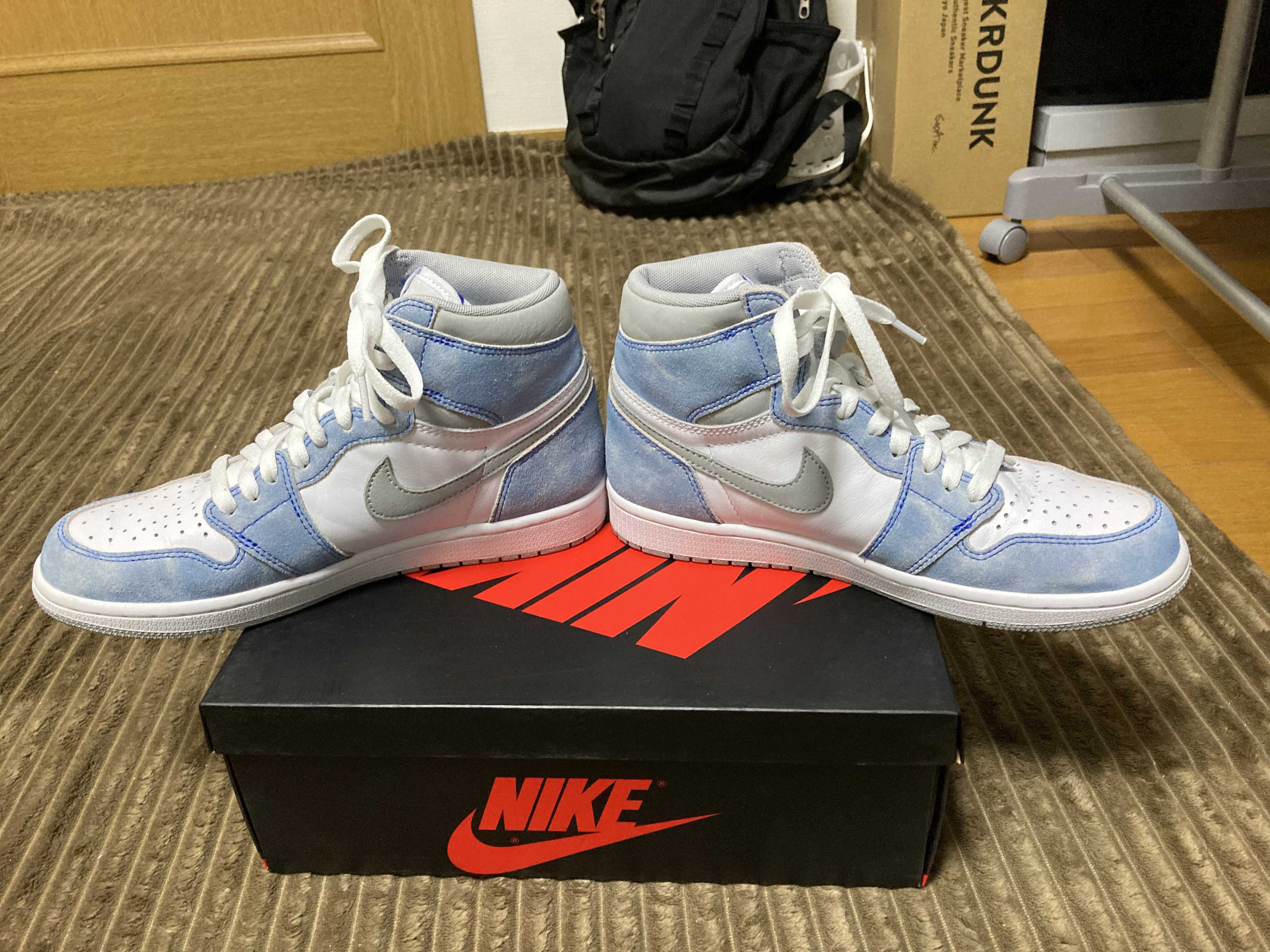 Nike Air Jordan 1 High OG "Hyper Royal"