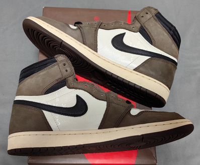 Travis Scott × Nike Air Jordan 1 Retro High OG TS SP "Sail/Dark Mocha"