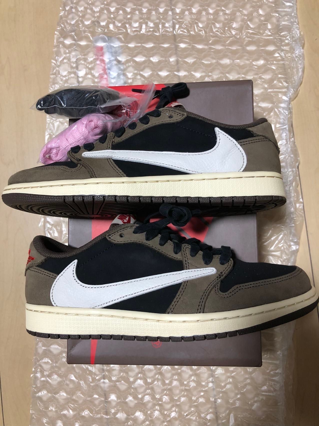 Travis Scott × Nike Air Jordan 1 Low OG SP-T  "Black/Dark Mocha"