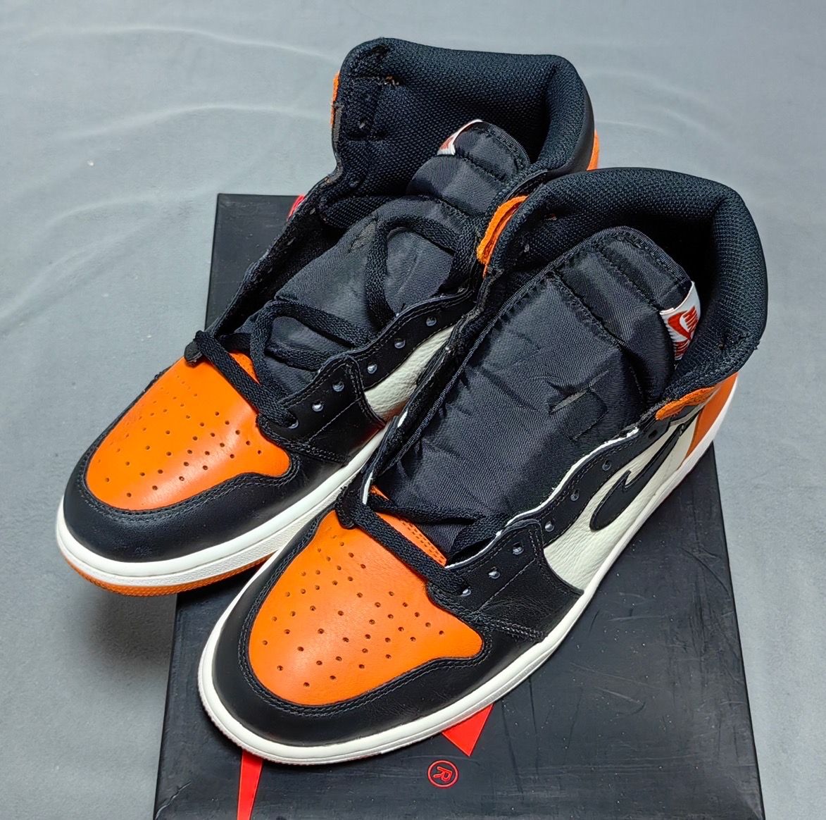 Nike Air Jordan 1 Retro High OG "Shattered Backboard"