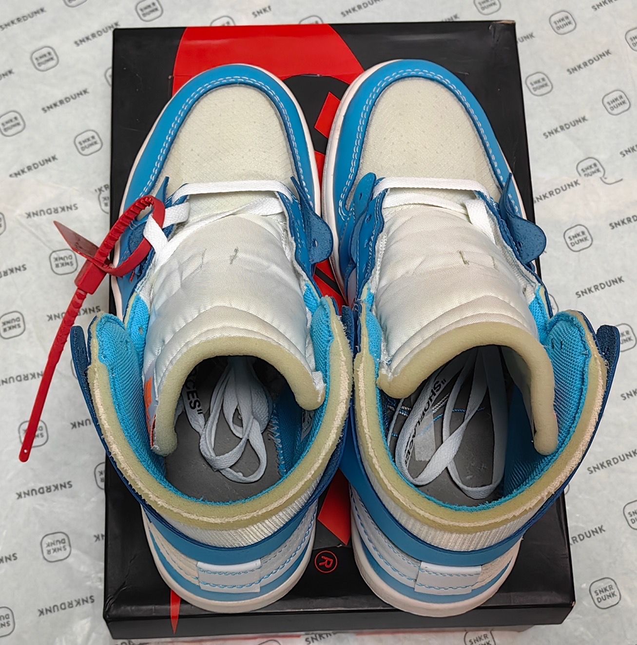 Off-White × Nike Air Jordan 1 High UNC "White/Dark Powder Blue"