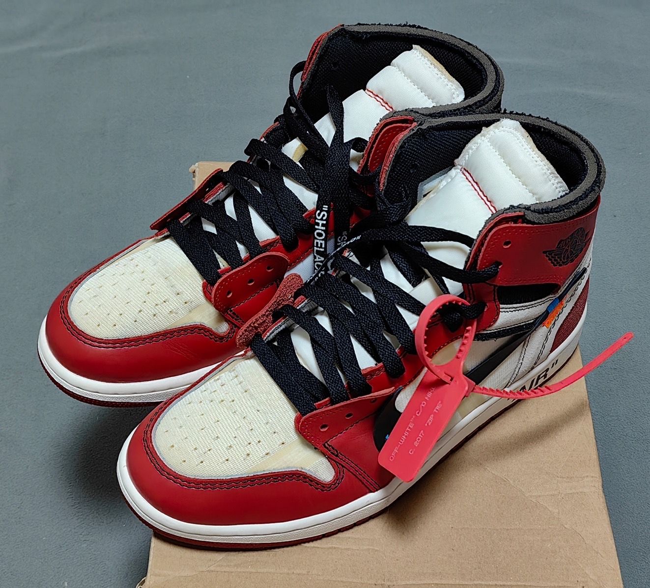Off-White × Nike Air Jordan 1 Retro High The Ten "Chicago"