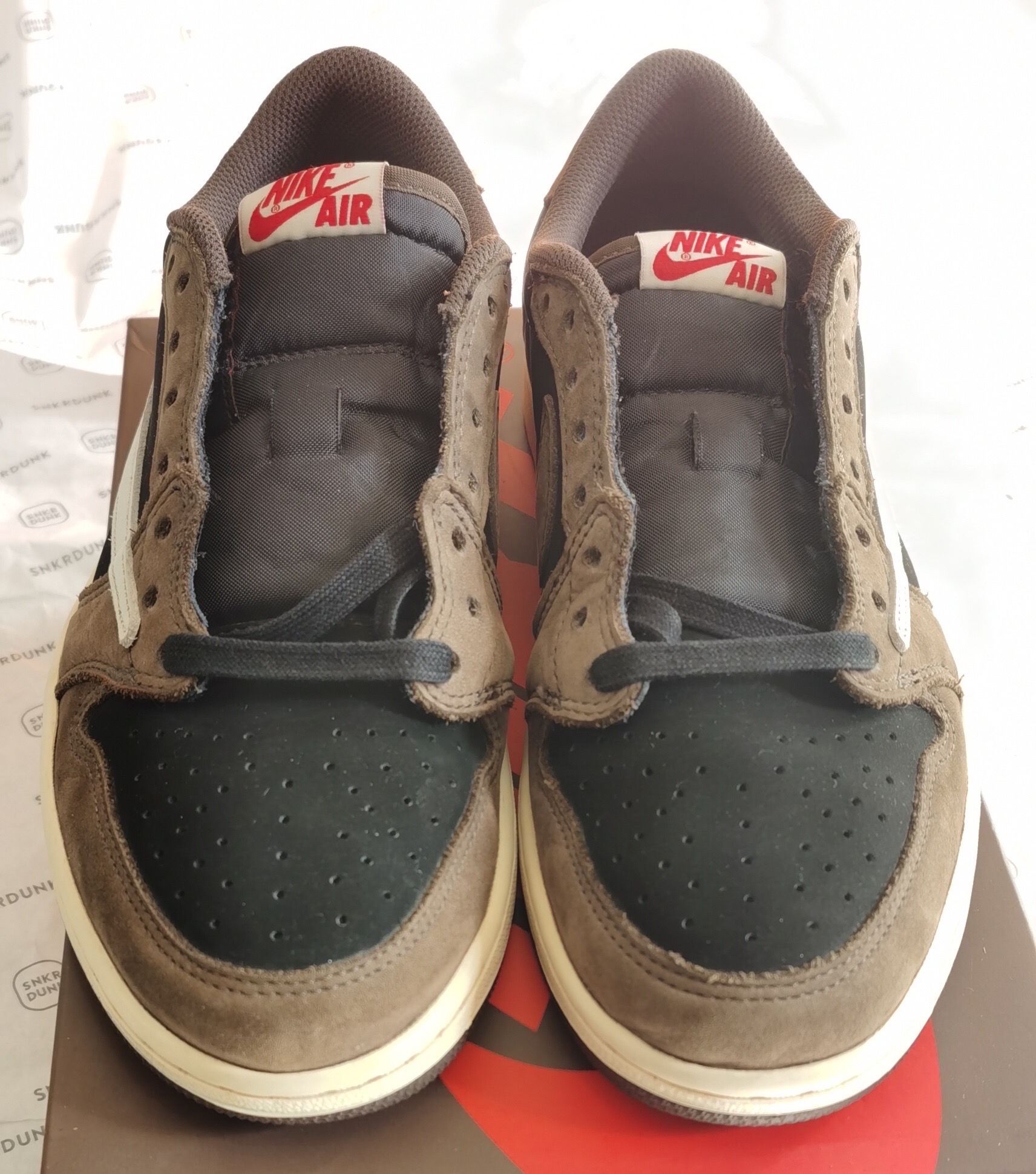 Travis Scott × Nike Air Jordan 1 Low OG SP-T  "Black/Dark Mocha"