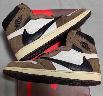 Travis Scott × Nike Air Jordan 1 Retro High OG TS SP "Sail/Dark Mocha"