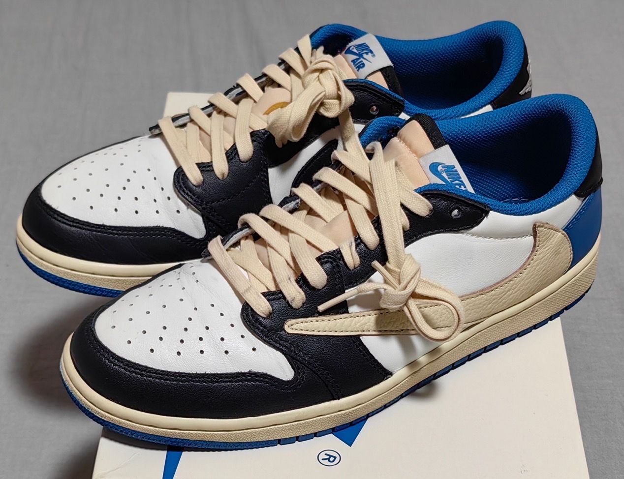 Travis Scott × fragment design × Nike Air Jordan 1 Low OG SP "Military Blue"