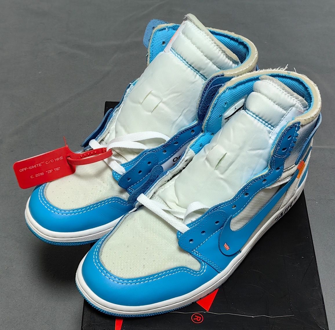 Off-White × Nike Air Jordan 1 High UNC "White/Dark Powder Blue"