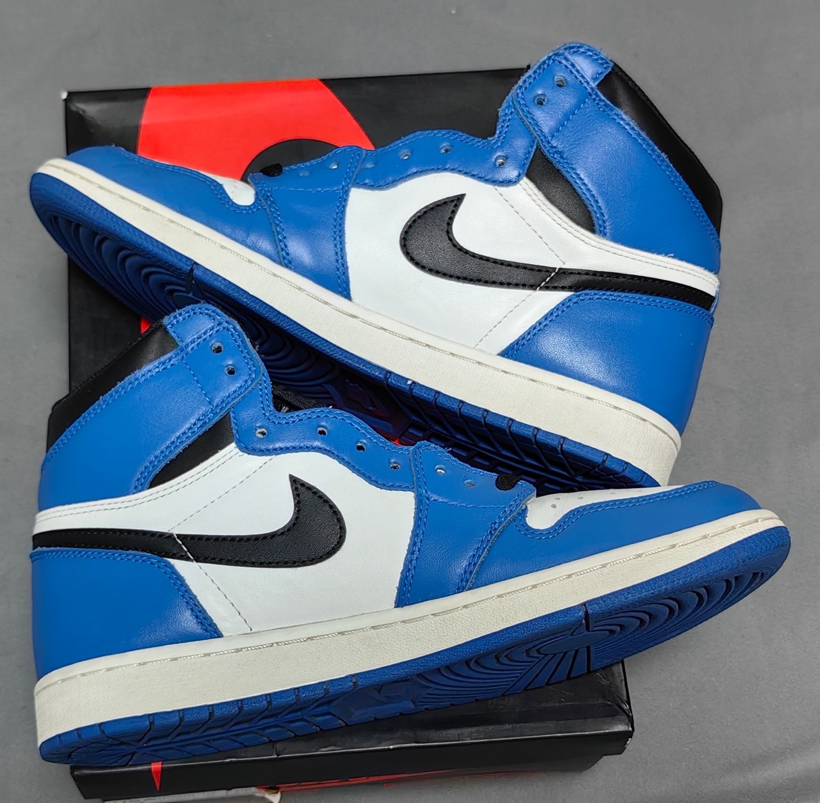 Nike Air Jordan 1 Retro High OG "Game Royal"