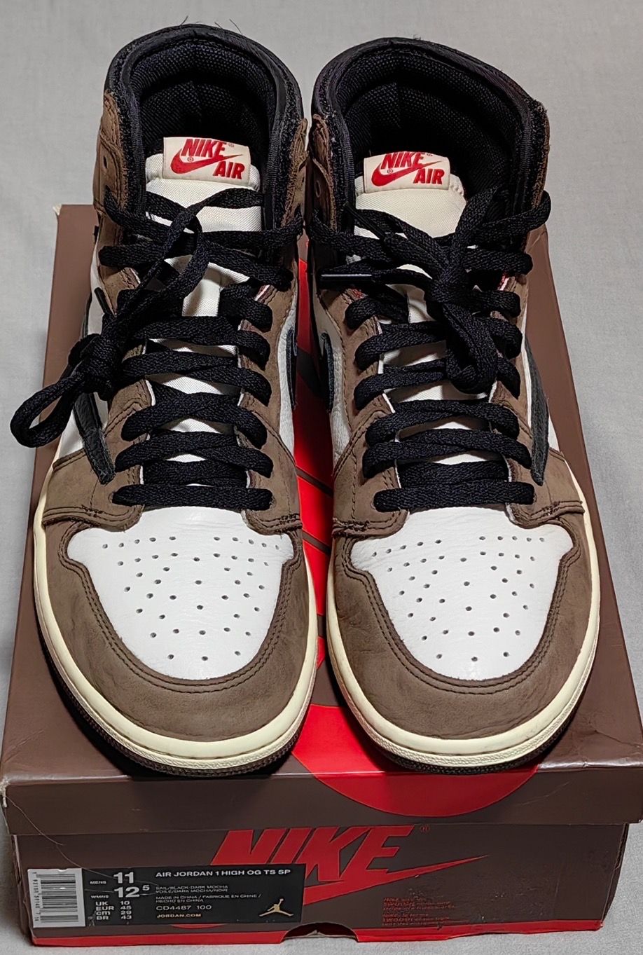 Travis Scott × Nike Air Jordan 1 Retro High OG TS SP "Sail/Dark Mocha"