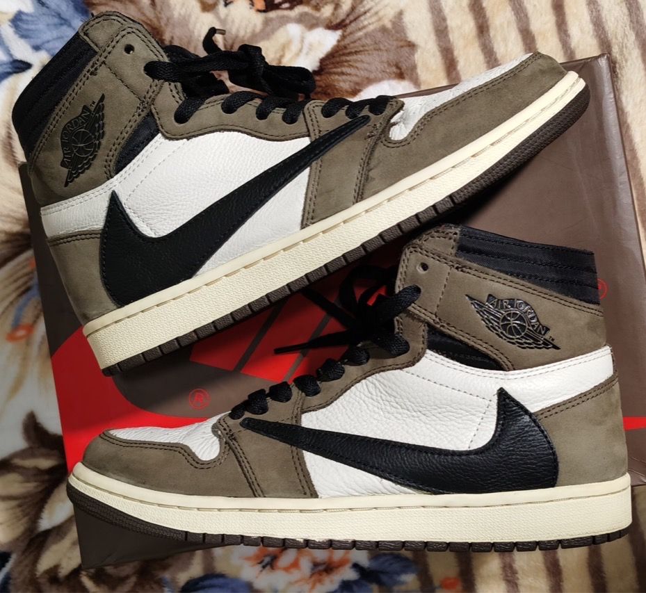 Travis Scott × Nike Air Jordan 1 Retro High OG TS SP "Sail/Dark Mocha"
