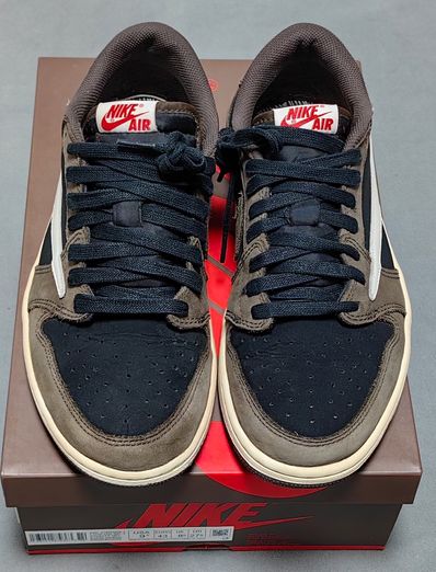 Travis Scott × Nike Air Jordan 1 Low OG SP-T "Black/Dark Mocha"