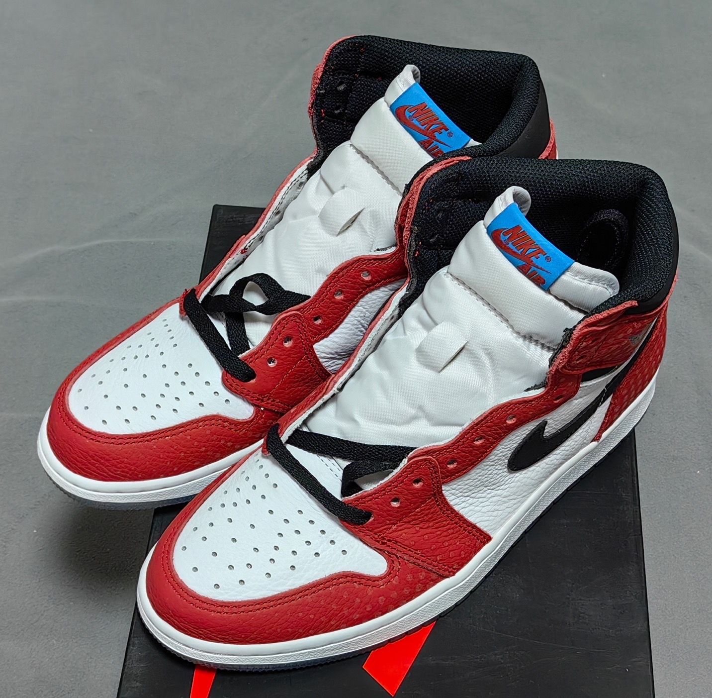 Spiderman × Nike Air Jordan 1 Origin Story "Gym Red/White/Photo Blue/Black"