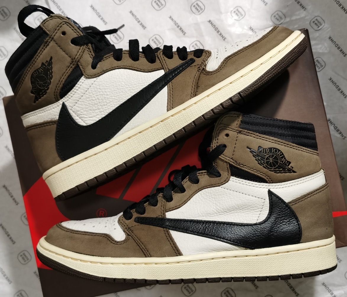 Travis Scott × Nike Air Jordan 1 Retro High OG TS SP "Sail/Dark Mocha"