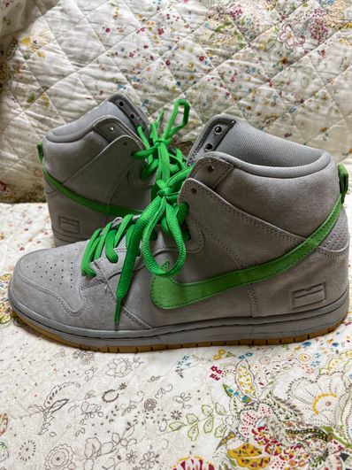 Nike SB Dunk High "Silver Box"