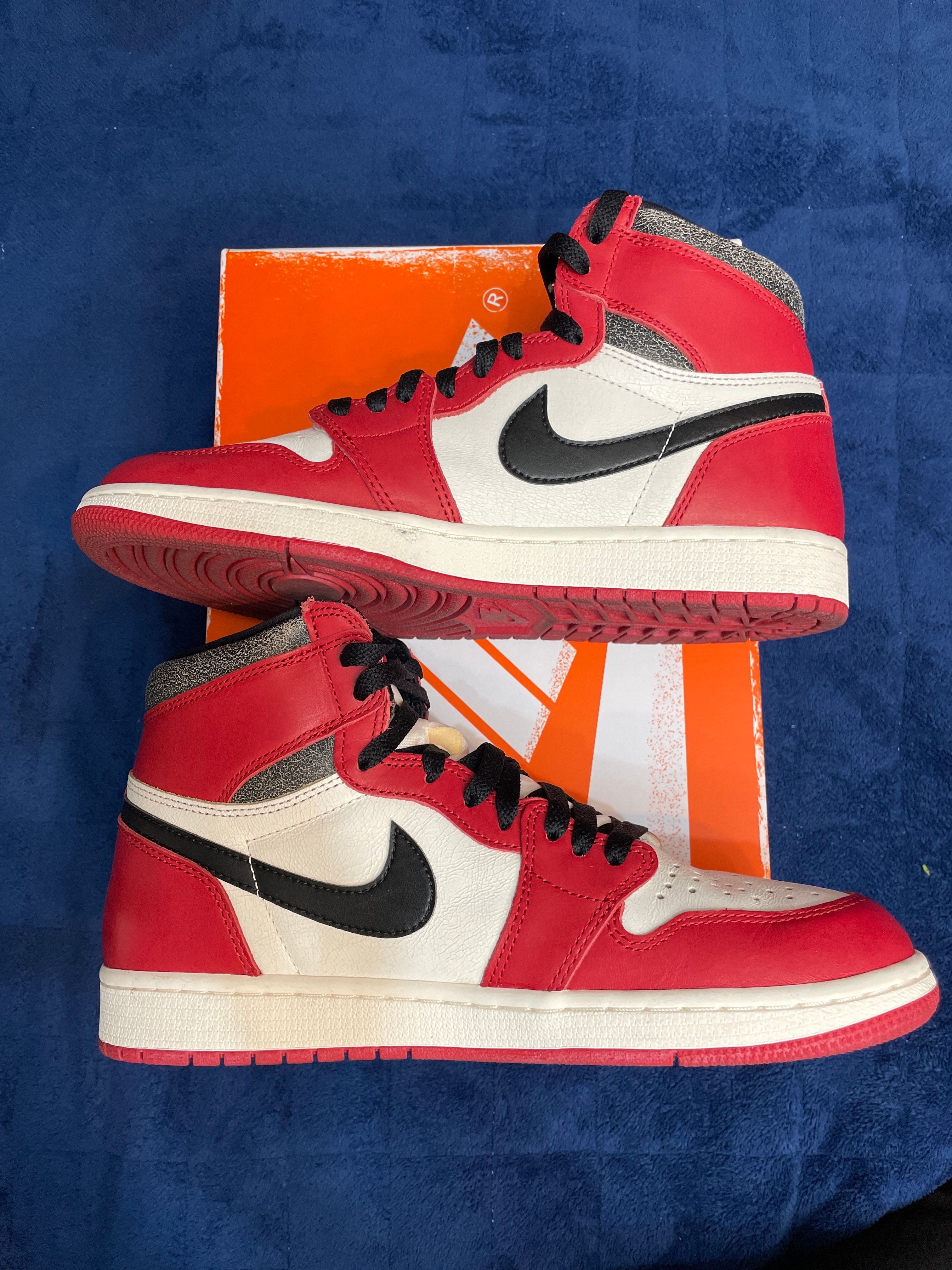 Nike Air Jordan 1 High OG "Lost & Found/Chicago"