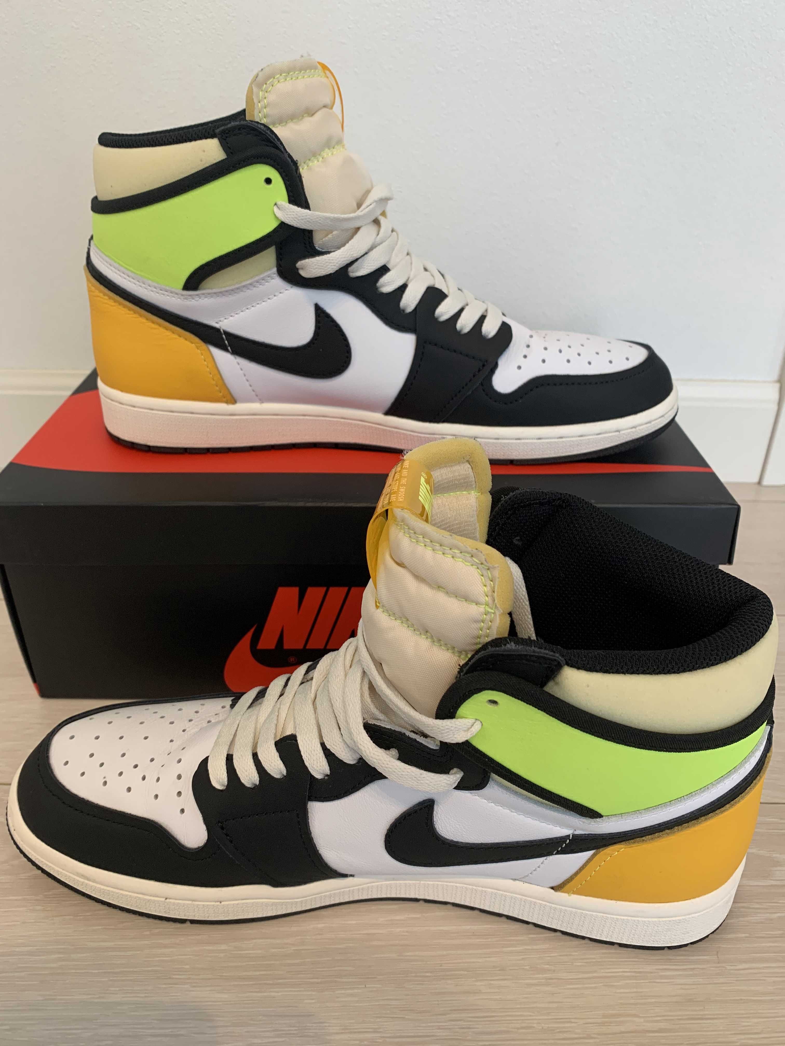 Nike Air Jordan 1 High OG "Volt Gold"