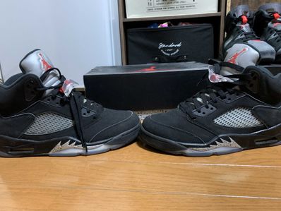 Nike Air Jordan 5 Retro OG "Black/Fire Red/Metallic Silver/White" (2016)