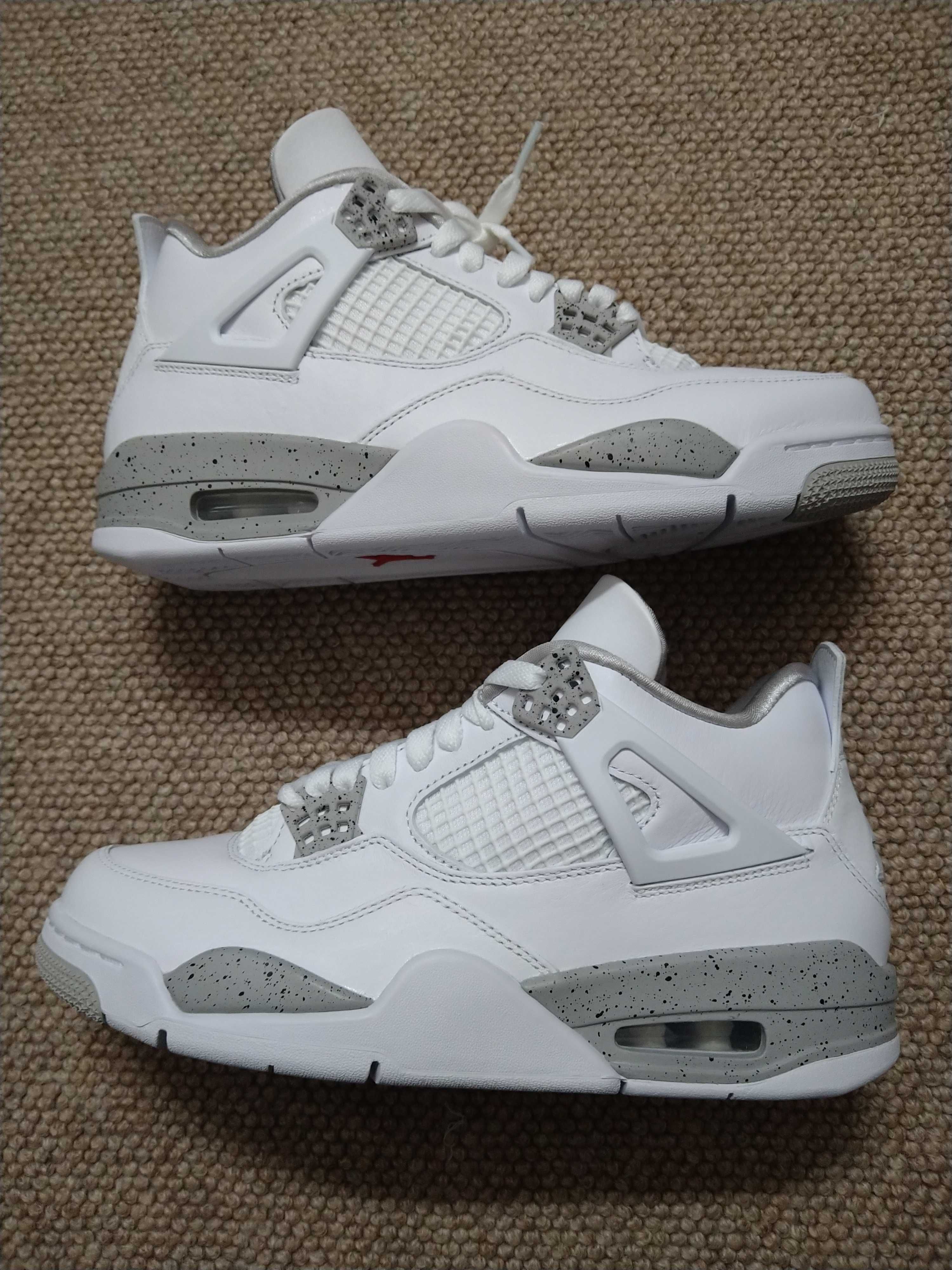 Nike Air Jordan 4 "Tech White"