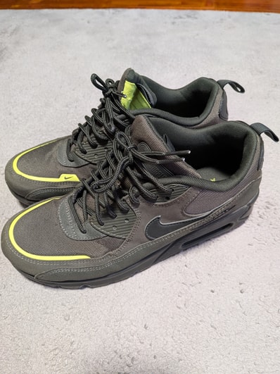 NIKE AIR MAX 90 SURPLUS "CARGI KHAKI"