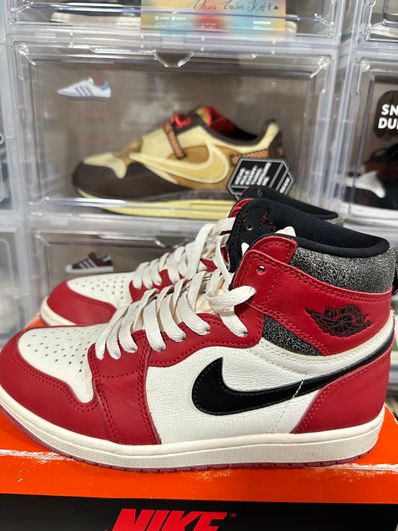 Nike Air Jordan 1 High OG "Lost & Found/Chicago"