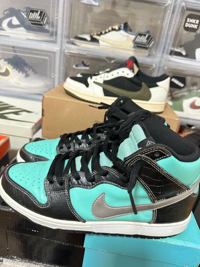 Diamond Supply × Nike SB Dunk High "Tiffany"