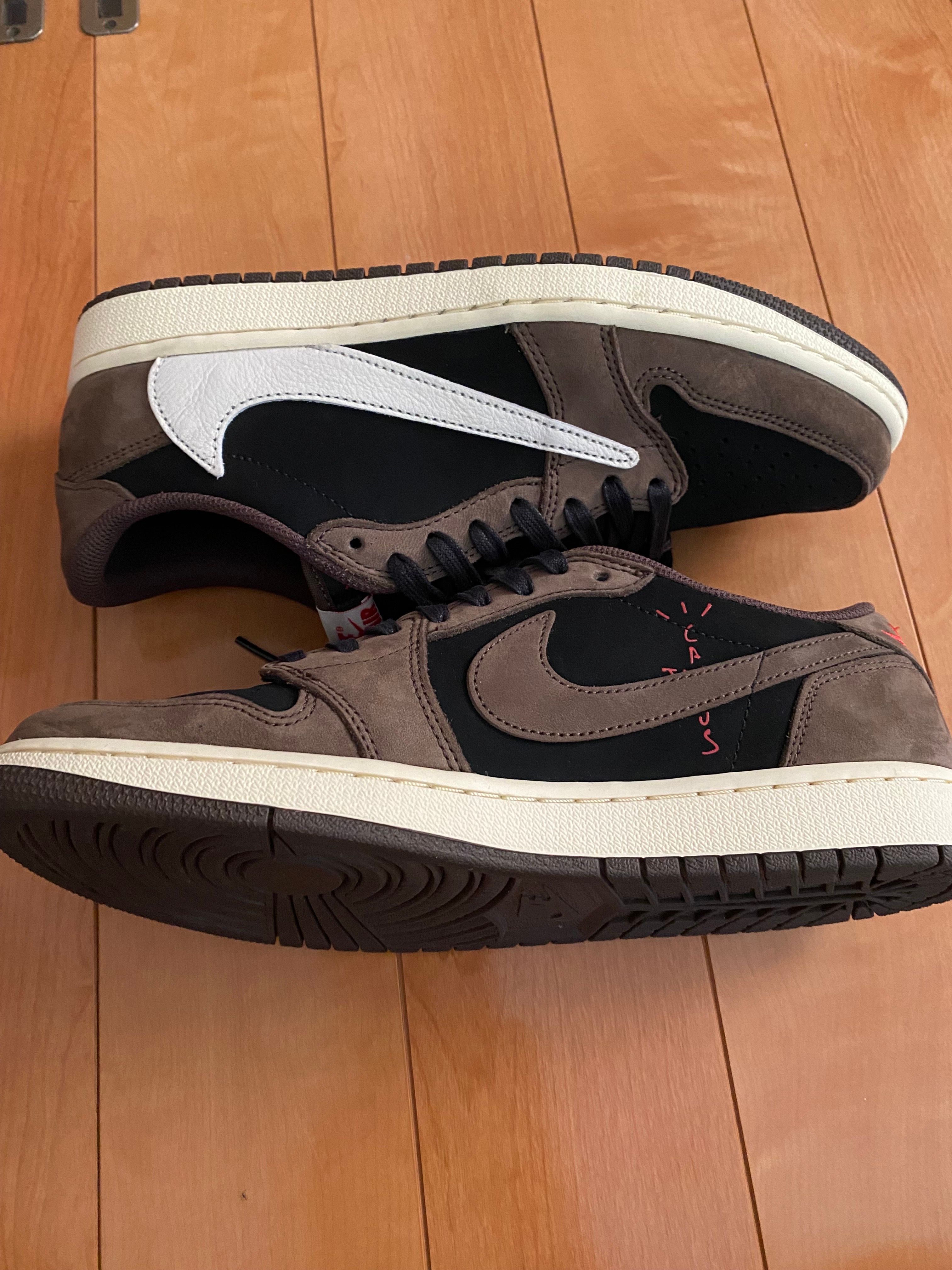 Travis Scott × Nike Air Jordan 1 Low OG SP-T "Black/Dark Mocha"
