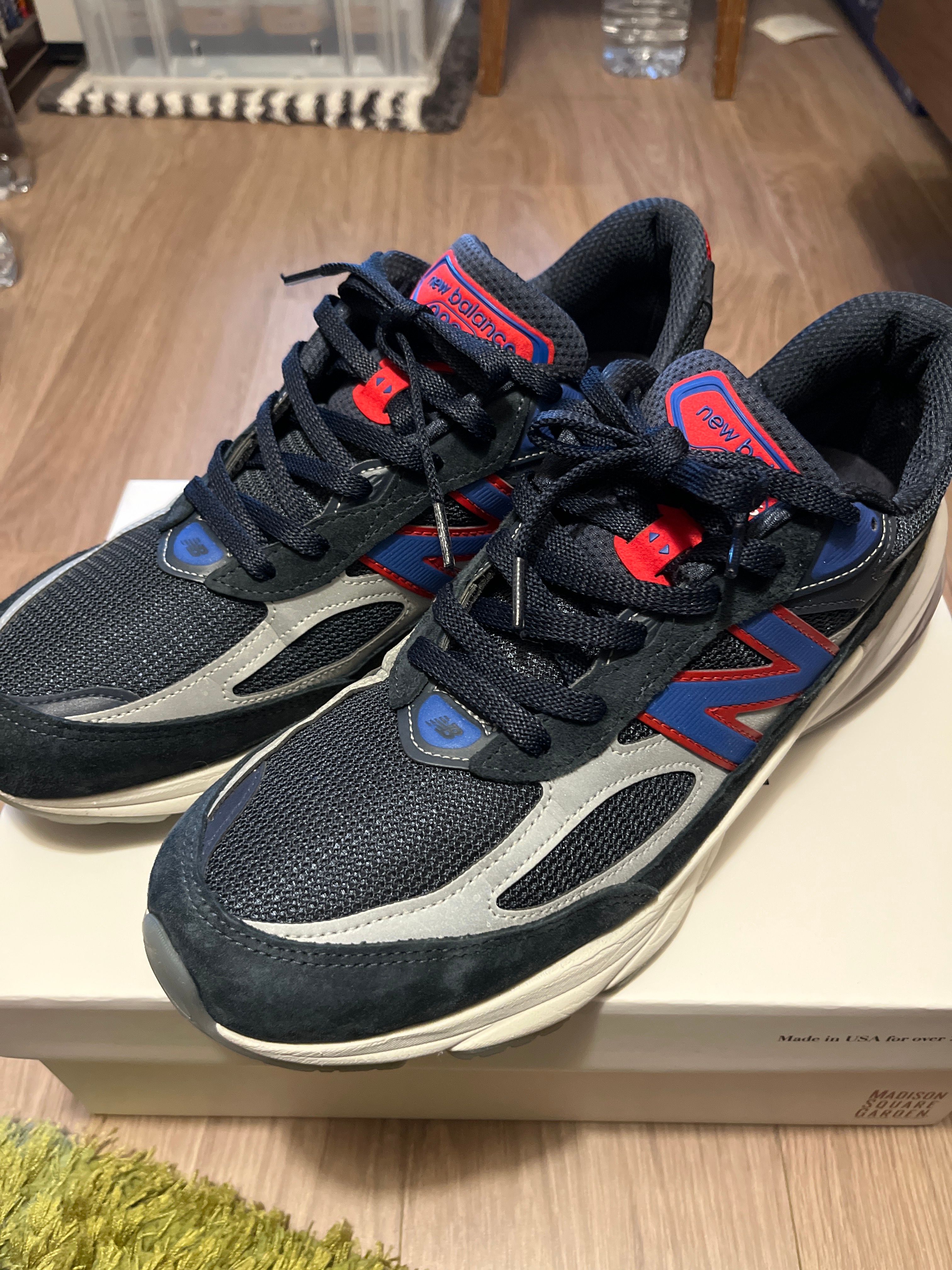 KITH × New Balance 990V6 Madison Square Garden "Navy"