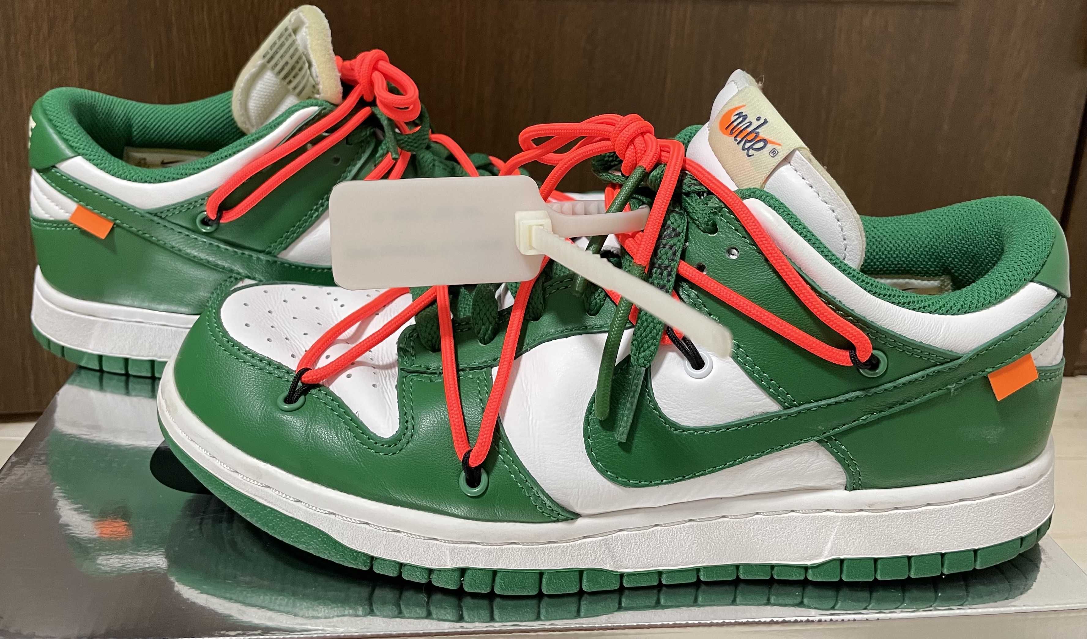 Off-White × Nike Dunk Low "White/Pine Green"
