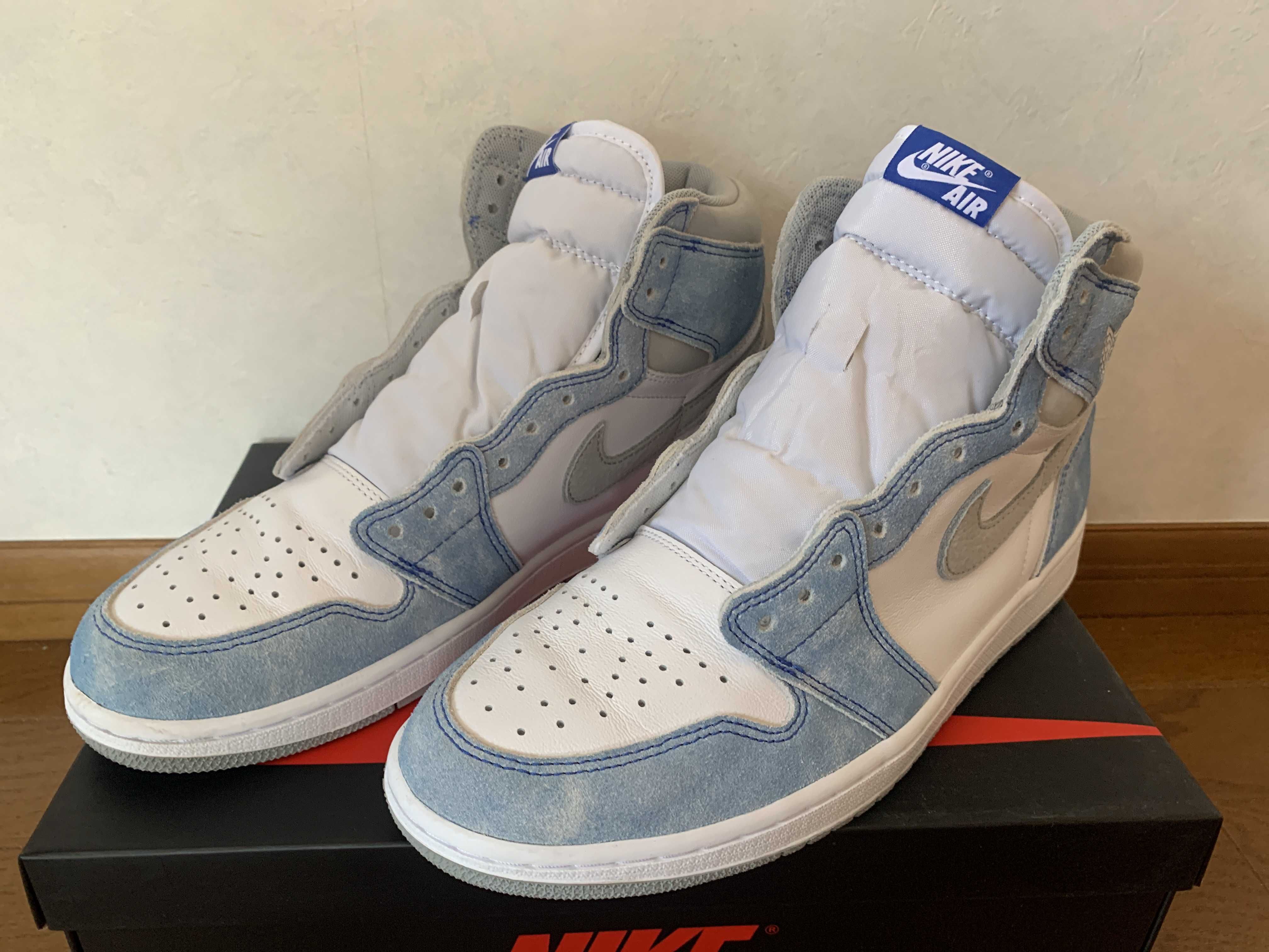 Nike Air Jordan 1 High OG "Hyper Royal"