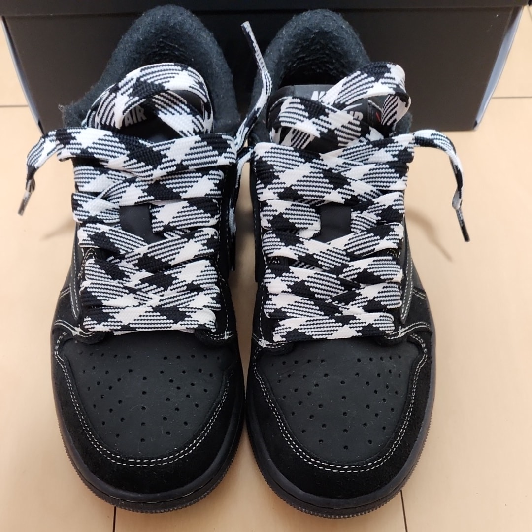 Travis Scott × Nike Air Jordan 1 Low OG SP "Black Phantom"