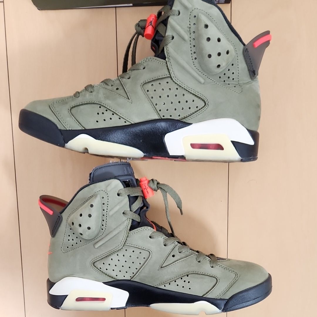 Travis Scott × Nike Air Jordan 6 Retro "Medium Olive"