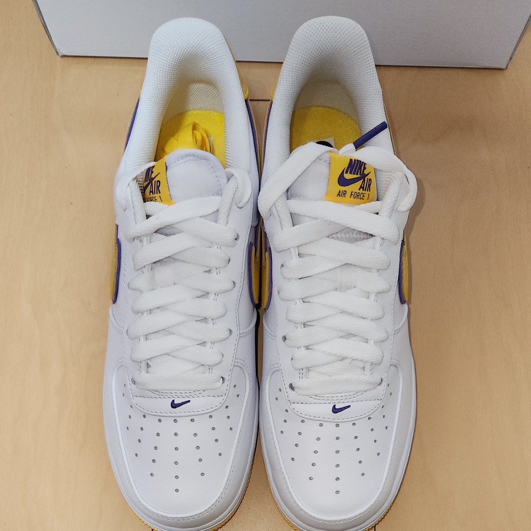 Kobe Bryant × Nike Air Force 1 Low Retro QS "Varsity Maize and Varsity Purple"