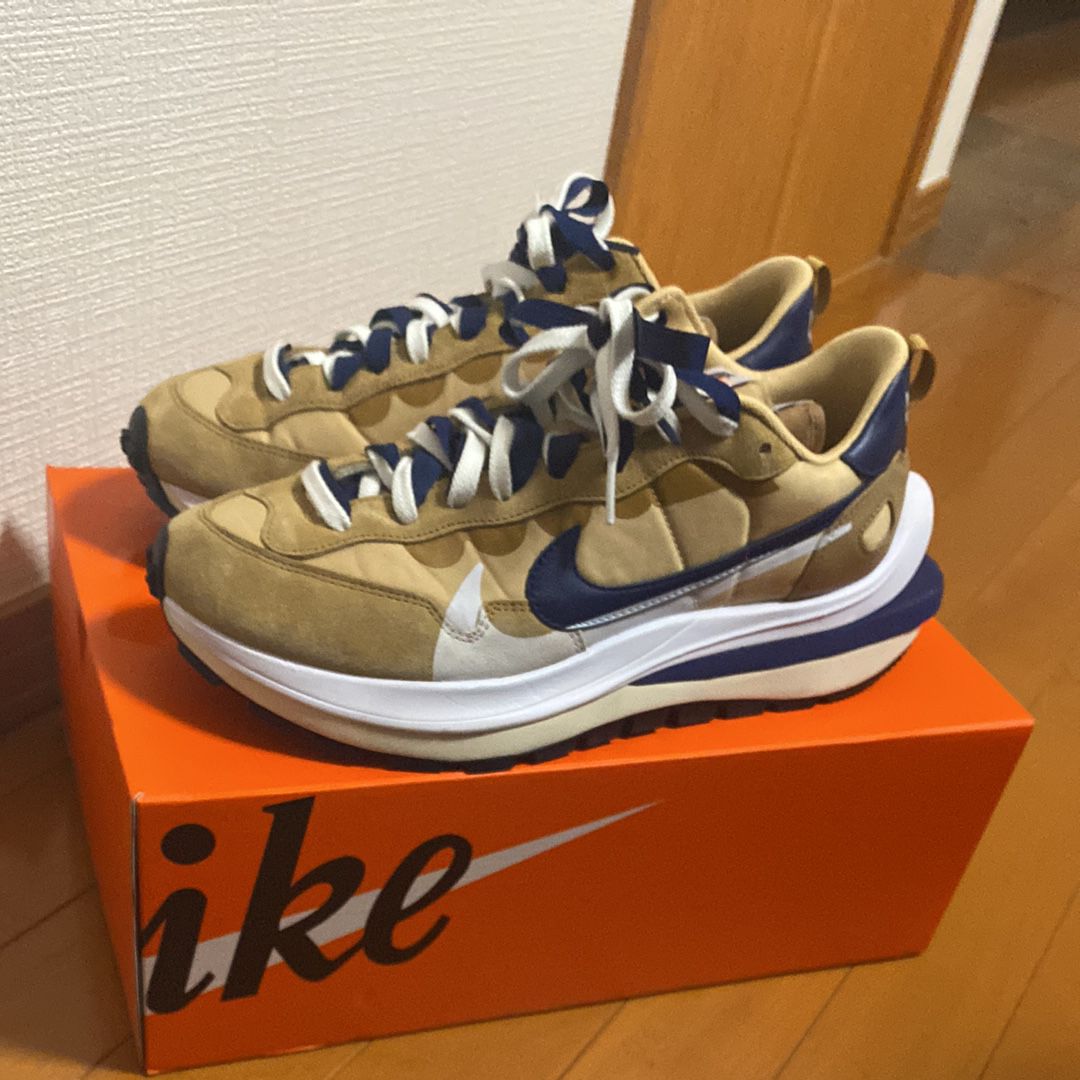 Sacai × Nike Vapor Waffle "Sesame And Blue Void"