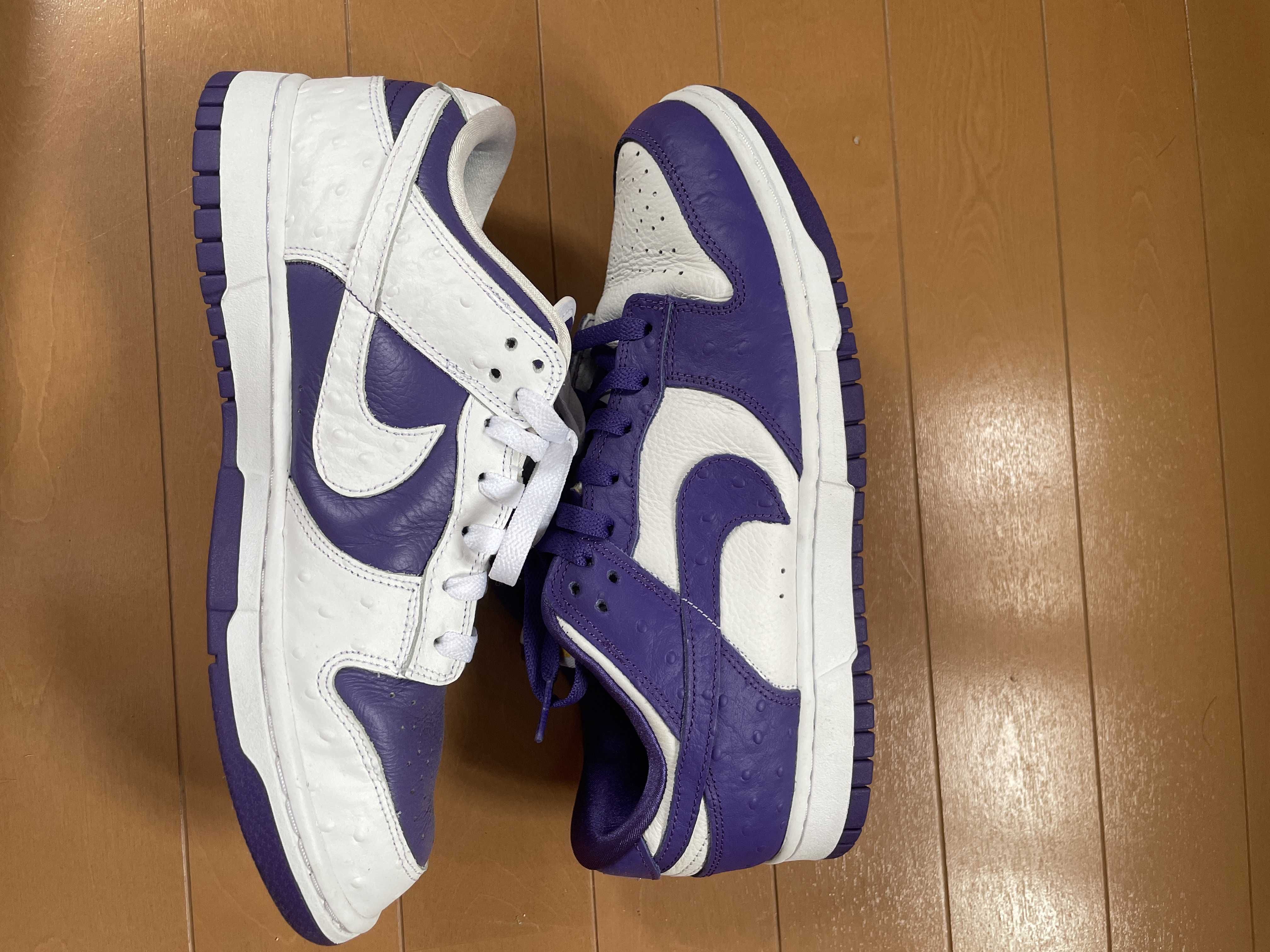 Nike Women's Dunk Low "Made You Look"