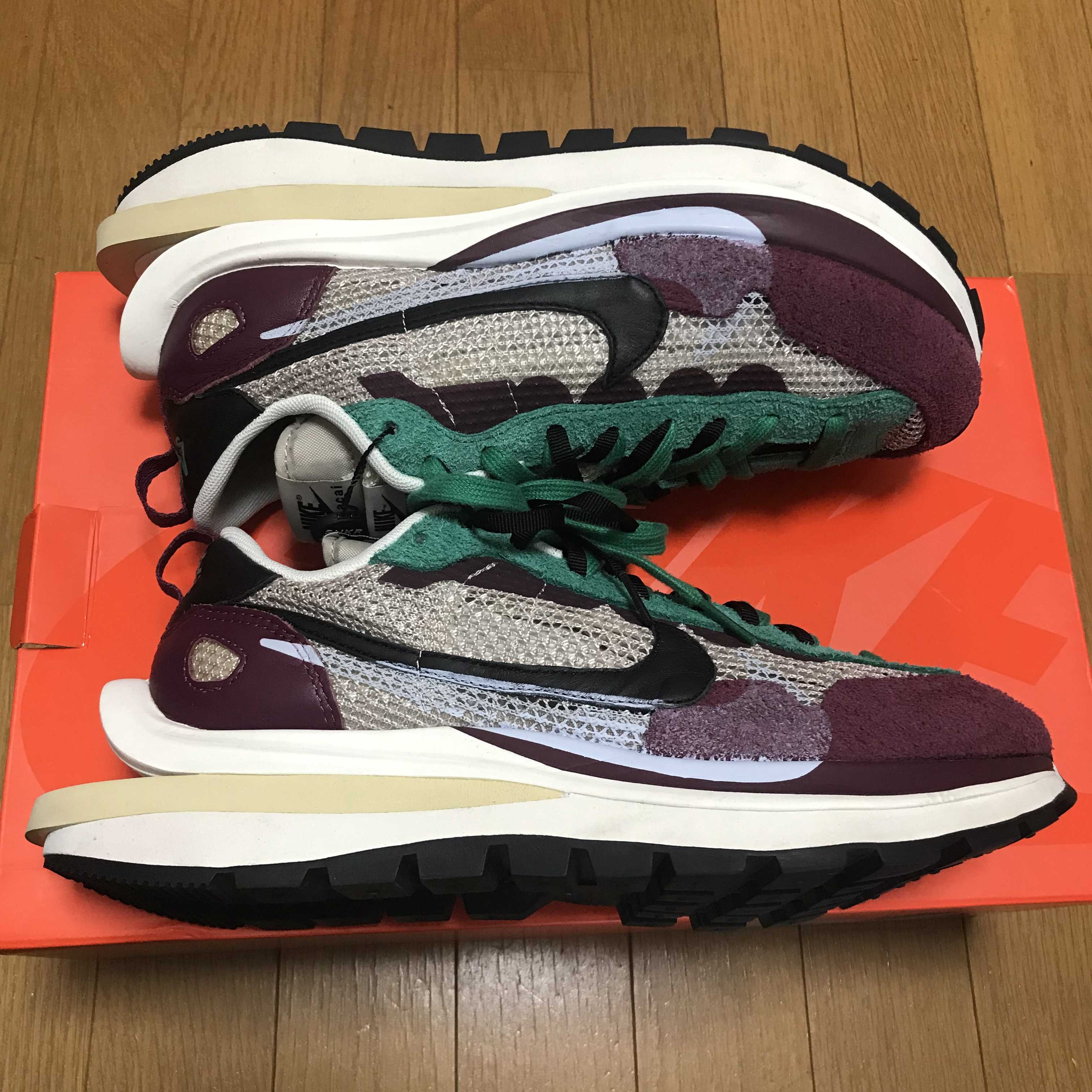 sacai × Nike Vapor Waffle "String/Red/Green"