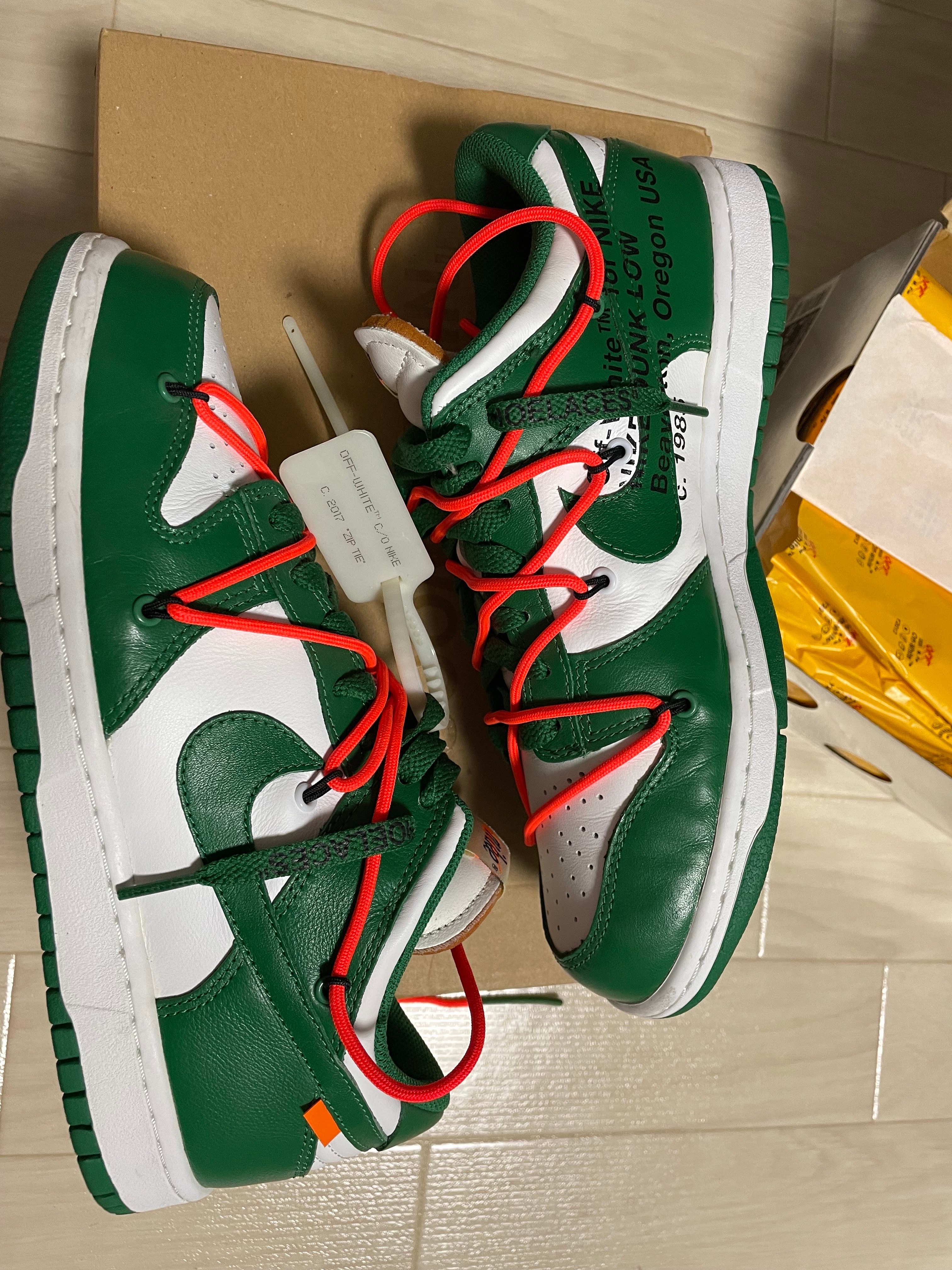Off-White × Nike Dunk Low "White/Pine Green"